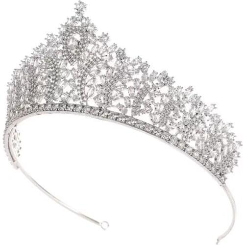EYER High Quality White Color Tiara Full Cubic Zirconia Princess Queen Crown For Dress Wedding Bridal Tiara Flower Jewelry Crown