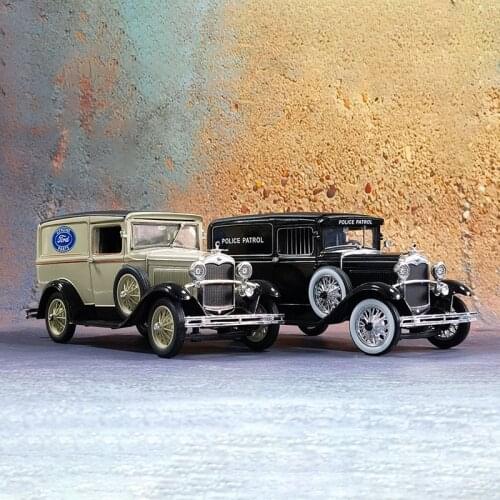 Diecast 1:18 Ford Delivery Truck Police Patrol Vehicle Classic Car Model Adult Collection Souvenir Ornaments Display Boy Gift