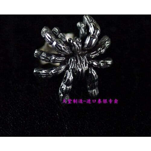925 sterling silver retro Thai silver mini realistic black spider Thai silver earrings 1 Pair( 2pice)