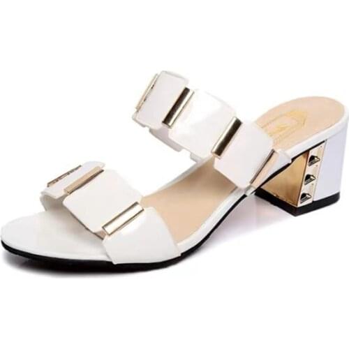 2021 New Summer Sandals Womens Fashion All-Match Sandals And Slippers Wear Non-Slip Rhinestone Womens Shoes Slip-On Slippers