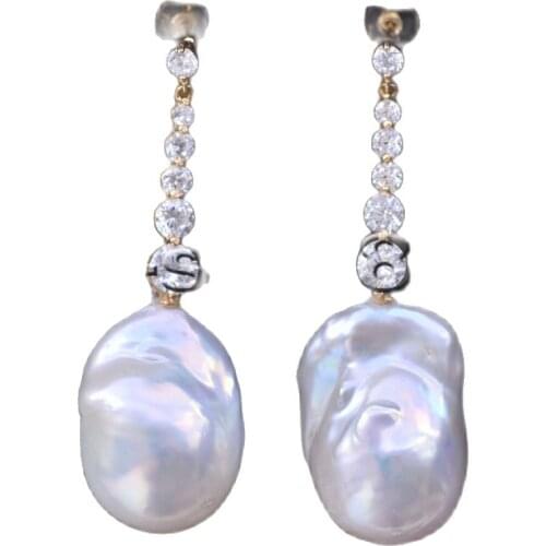 P6548 Lustre 26mm Baroque White Keshi Reborn PEARL Dangle Earring CZ