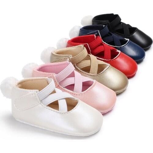 Princess Baby Shoes Newborns Plush Ball PU Leather Shoes Infants Crib Soft Shoes Sneakers First Walker for 0-18M