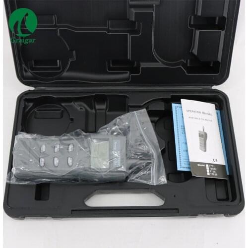 Handheld Air Quality Monitor Carbon Dioxide CO2 Detector AZ77535 portable meter checking indoor air quality