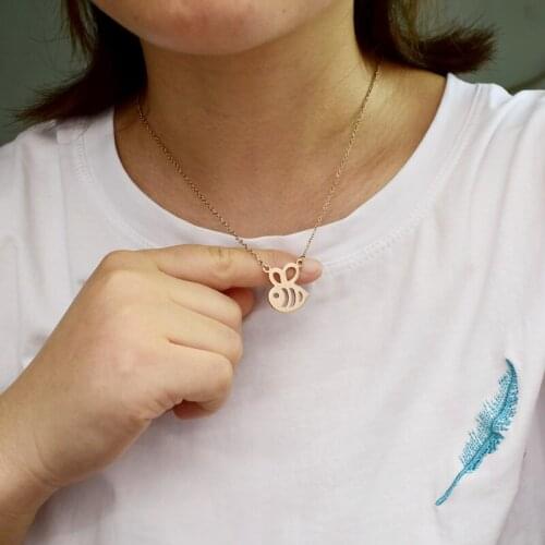 European and American new style, titanium steel bee necklace fashionable simple beehive insect animal clavicle chai