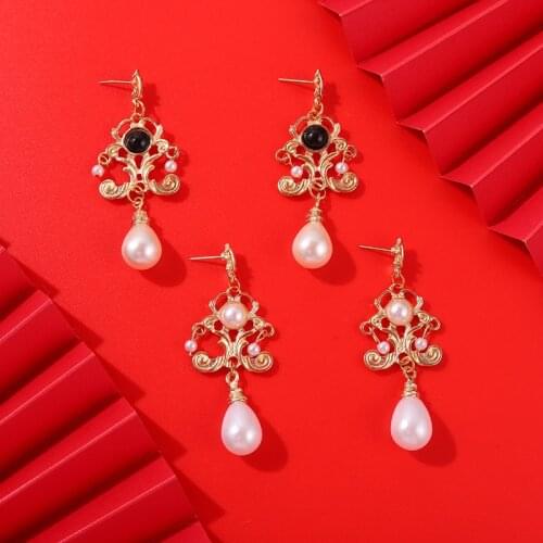 Retro Luxury Baroque Bride Earring For Women Euramerican Palace Vintage Pop Pearl Earrings
