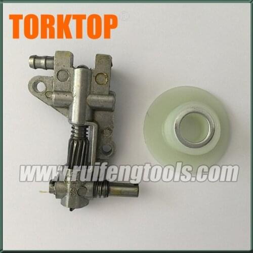45CC 52CC 58CC Chinese Chainsaw oil pump with oil gear oil wormchainsaw