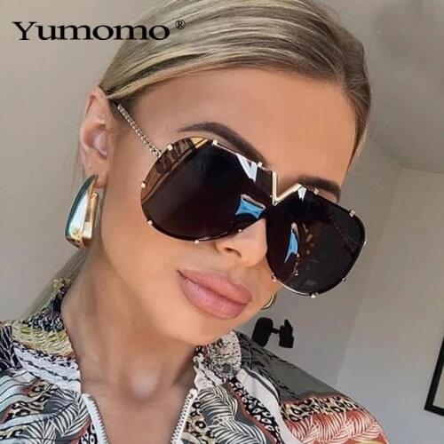 2021 New Fashion One Piece Shield Sunglasses For Women Vintage Oversized Paw Sun Glasses Men Uv400 Hip Hop Punk Eyewear Black