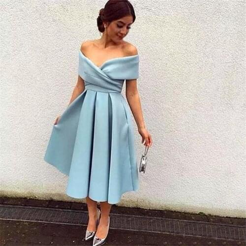Simple Mint Blue Short Bridesmaid Dresses 2019 Boat Neck Cap Sleeve Pleat Satin Wedding Party Gowns Custom Made