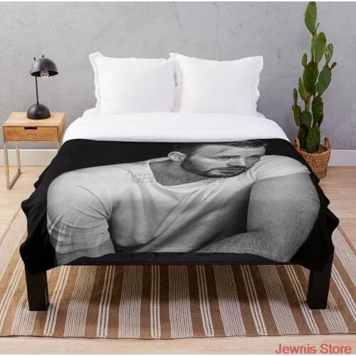 Chris evans Throw Blanket Throws for Girls Boys Childrens Kids Adult Gift Home Bedroom Decoration Flannel