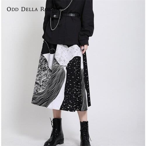 OddDellaRobbia Autumn 2021 Women College Style Loose Casual Personality Abstract Print Skirt All-Match A-Line Skirt 1557