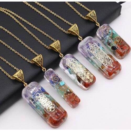 Fashion 7 Chakra Pendant Necklace Energy Healing Crystals Chips Tumbled Stones Necklace for Ms Charm Jewelry Gifts