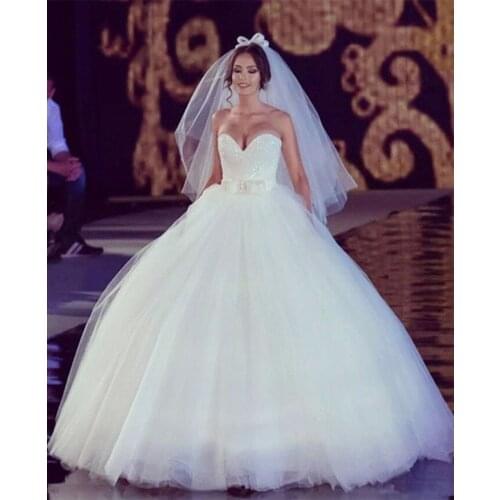 Gorgeous White Ball Gown Wedding Dresses Top Sequins Bow Sweetheart Strapless Long Bridal Wedding Gowns Plus Size Bride Dress