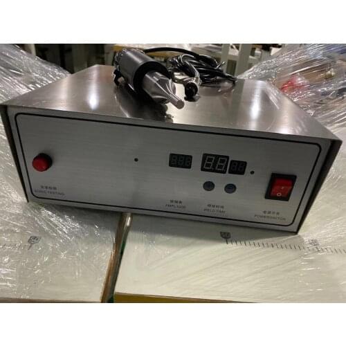 ZHIXIANSEXIEJI Spot Welding Machines