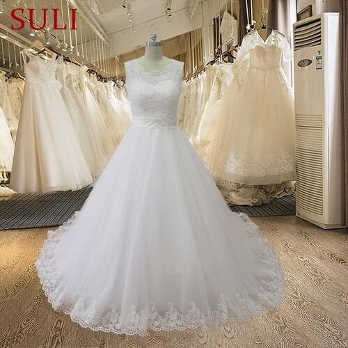 SL-02002 Modest Real Sample A-line Appliqued Lace Wedding Dress