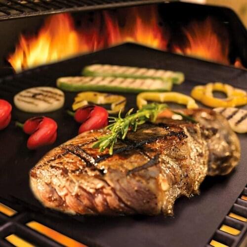 4pcs Outside Reusable Non-Stick BBQ Grill Mat Pad Baking Sheet Meshes Portable Outdoor Picnic Cooking Barbecue Tool