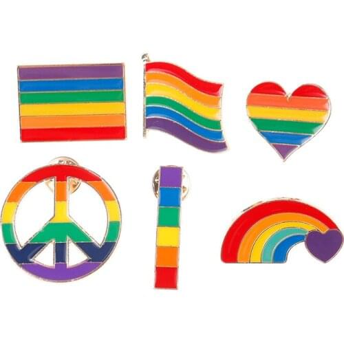 Flag Heart Brooches LGBT Pride Lesbian Gay Symbol Enamel Pins Creative MetalBadg