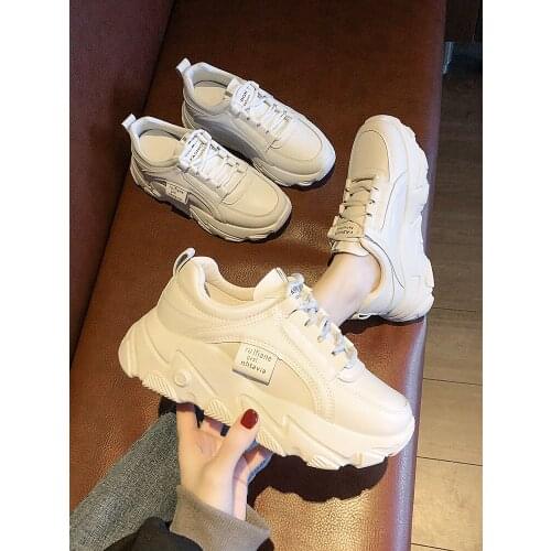 2021 spring and autumn new womens shoes trend all-match white shoes super fire thick-soled sneakers