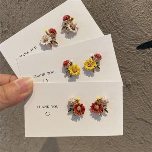 Find Me Retro Imitation Enamel Color Glaze Small Daisy Flower Ball Earrings For Women Fashion Jewelry Accessories