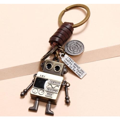 Creativity Alloy Robot Key Chains for Women Vintage Weave Leather Keychain Luxury Car Bag Accessories Friends Boyfriend Gift