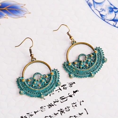 Vintage Boho Ethnic Dangle Flower Round Drop Earrings For Women Female Fashion Gold Hanging Wedding Earrings For Brides