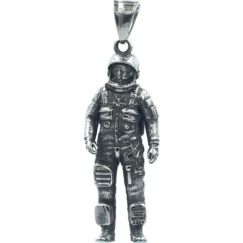 New 316L Stainless Steel Jewelry 3D Astronaut Shape Necklace Pendant Charm Men And WomenPendant Necklace Space Memorial Gift