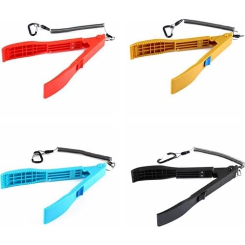 Plastic Fishing Pliers Gripper Hand Controller Fish Tackle Clip Grip Tool Clamp Fishing Gripper Tackle Body Fishing Grabber M7Q0