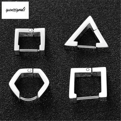 1Pcs Fashion Pop Black Triangle Unisex Punk Rock Stainless Steel Men Women Ear Square Stud Earrings Pierced Ear Plug Oorbellen