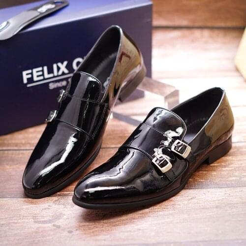 Luxuy Shiny Mens Loafer Shoes Patent Leather Black Slip-On Buckle Shoes Monk Strap Wedding Party New Shoes Dress Shoes for Men