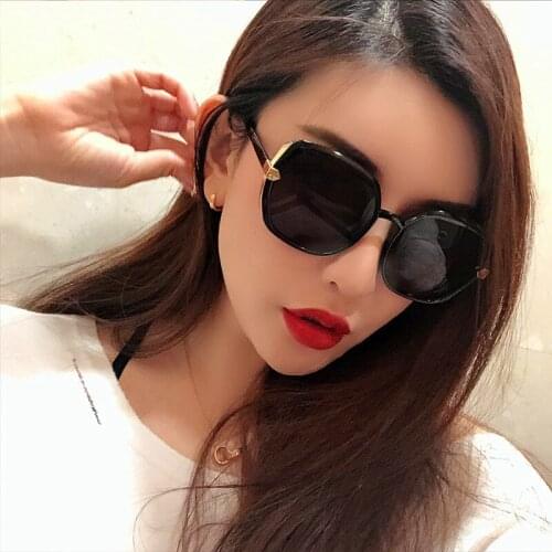 2020 New Fashion Retro Square Colorful Gradient Sun Glasses Cateye Sunglasses Men Women Vintage Male Female Goggles UV400 Oculos