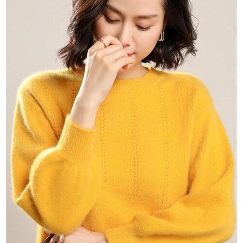 Autumn and winter new ladies sweater short bottoming sweater loose pullover wool sweater knit sweater round neck long sleeves