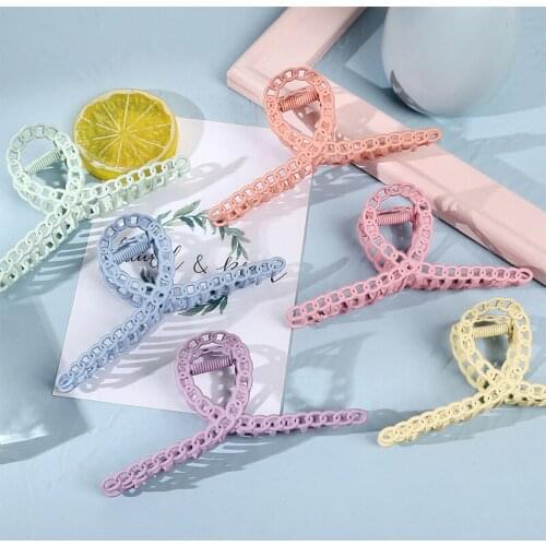 Korean version of ins net celebrity chain catch clip headgear hair catch back head shark clip plate hair large hairpin
