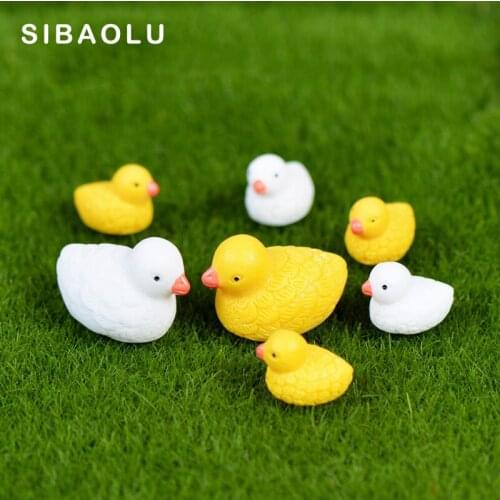 4pcs White Yellow Mom Son Ducks Miniature Figurine Cartoon Animal Home Decor Decoration Cake mini fairy garden ornament toy
