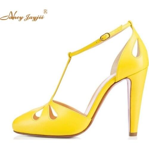 Womens Spring Autumn Chunky High Heels White T-Strap Round Closed Toe Shoes Buckle Big Size Dress Pumps Handmade Flower Party