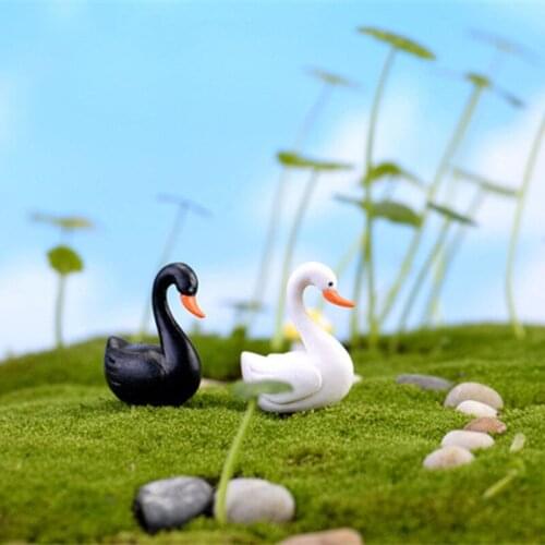 ZOCDOU 2 Pieces Swan 2cm Small Statue Black White Cygnus Figurine Home Garden Crafts Ornament Birthday Present Gift Miniatures