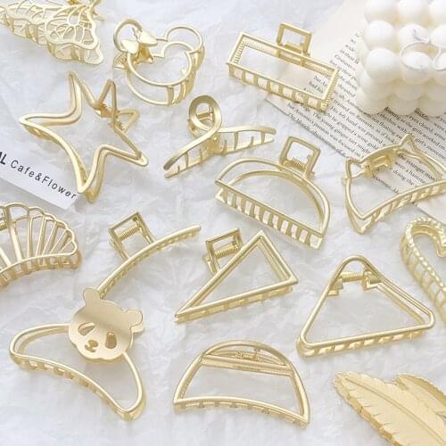 Cute Women Barrette Metal Hair Claws Hair Accessories Hair Clips Hairpins Ladies Hairgrip Headwear Girls Ornaments Crab Bands