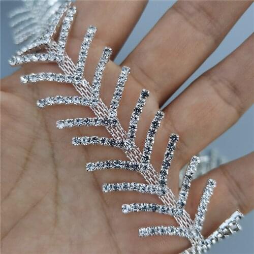 30cm Classic Silver-plated Fishbone Motif, Rhinestone Trim V-shaped Crystal Chain Decorative Accessories Sewn on Clothes Bag