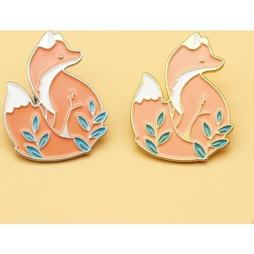Fox animal brooch and enamel pins Men and women fashion jewelry gifts anime movie novel lapel badges