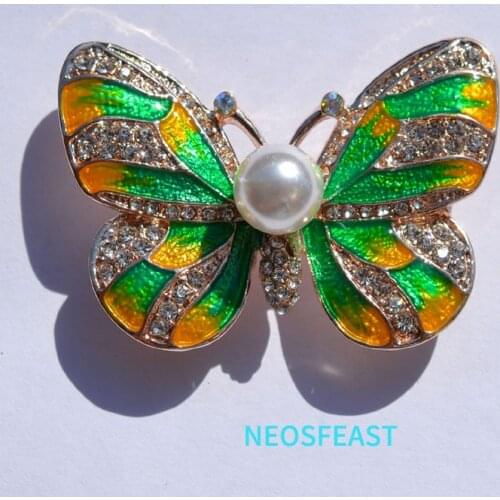 Classic Rhinestone Butterfly Brooches For Women Pearl Enameled Pin Multi Color Ladies Gifts Coat Accessories Fashion Jewelry