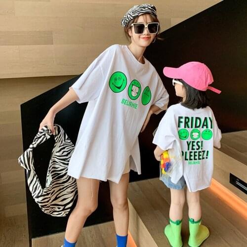Parent-child summer 2021 new smile short-sleeved long T-shirt female western style personality top Mommy and Daughter Matching