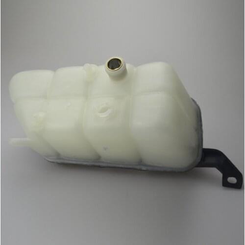 2205000049 Car engine auxiliary kettle W220 S280 S320 S350 S500 S600 mercedesbenzS level radiator Engine cooling water kettle