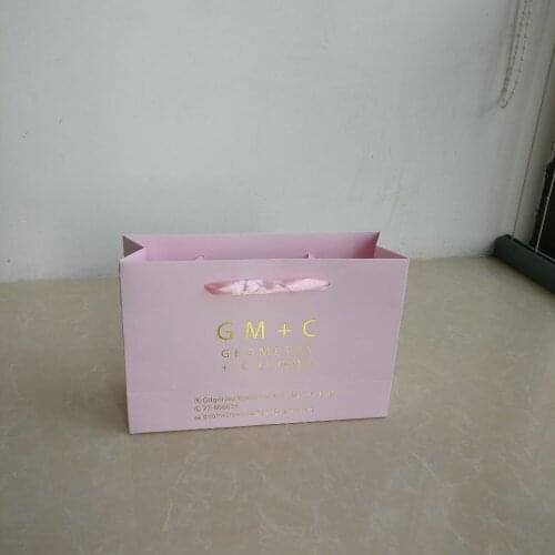 Custom Gold/Silver Foiled Heavy Duty Matte Laminated Pink Tote shopping paper bag Shoper bag with Ribbon Handle for Gift Packing