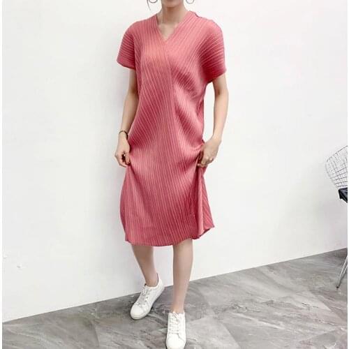 Autumn and Winter New Miyake Pleated Dress Loose Large Kk Pleated V-neck Dresses Pleats