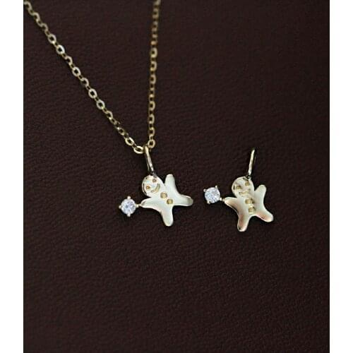 9K GOLD exquisite design sense childrens interest Christmas Gingerbread Man Pendant