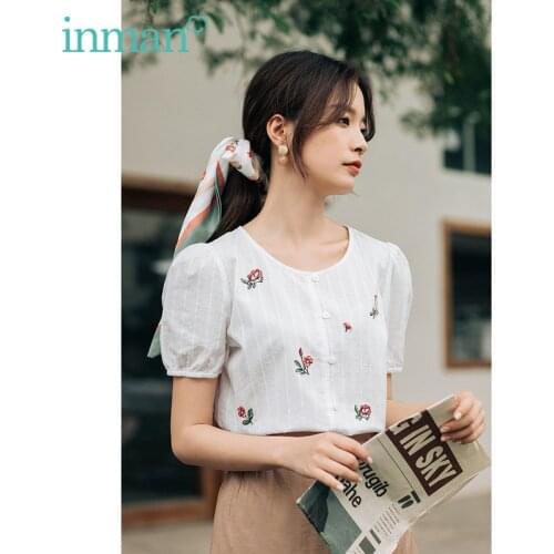 INMAN Summer Womens Blouse Pastoral Style Round Collar Vertical Lines Jacquard Buttons Contrasting Color Embroidery FlowerShirt