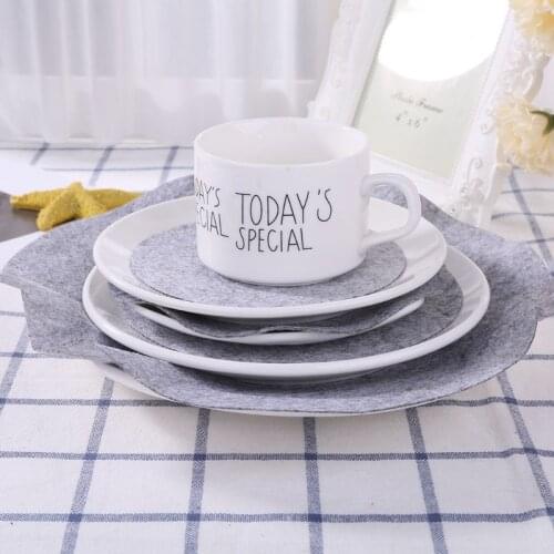 B0KB Set of 24 Soft Felt Plate Dividers 3 Sizes Pan Separator Pads Cookware Bakeware Pot Stacking Protectors Dish Scratch