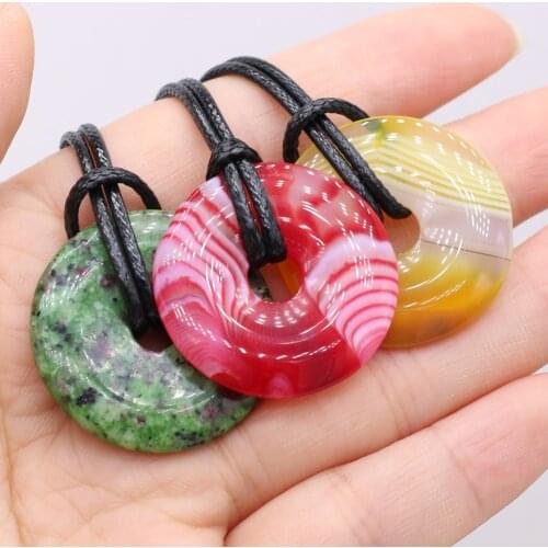 2021Natural Semi-precious Stones Round Semi-hole Beads Tiger Eye Picture Pendant Necklace Ladies Couple Banquet Gift30x30mm 1PCS