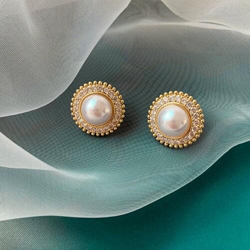 Female Luxury Crystal Round Stud Earrings Vintage Pearl Wedding Party Jewelry Earrings for Women 2021 Kpop Earing