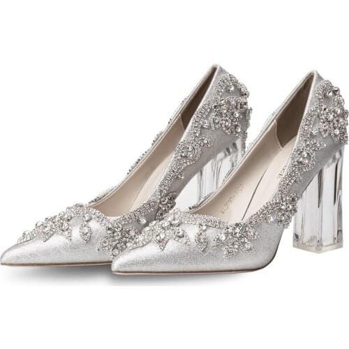 Silver high heels, water drill, sparkling cocktail party host program bride wedding feature shoes out of the single girl