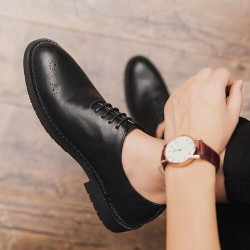 Men Shoes Leather Sneaker Men Oxford brogue Business dress Shoes Lace-Up Pointed Toe Dress Shoes Men Loafers Flat Footwear s5