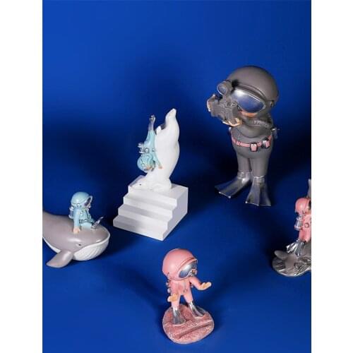 Modern Cute Resin Diver Miniatures Figurine Crafts Fashion Tabletop Furnishing Articles Creative Office Home Decor Accessories